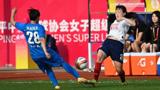 yihao-沪媒:王濛解说热度盖过女超 提醒女足一切归零